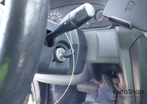 2000 Nissan Xterra Se/Xe z USA, uszkodzony, nr VIN 5N1ED28T7YC548376